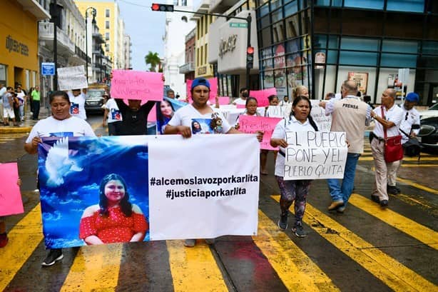 Marchan padres exigiendo médicos neumólogos en Torre Pediátrica en Veracruz | VIDEO