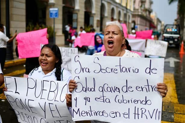 Marchan padres exigiendo médicos neumólogos en Torre Pediátrica en Veracruz | VIDEO