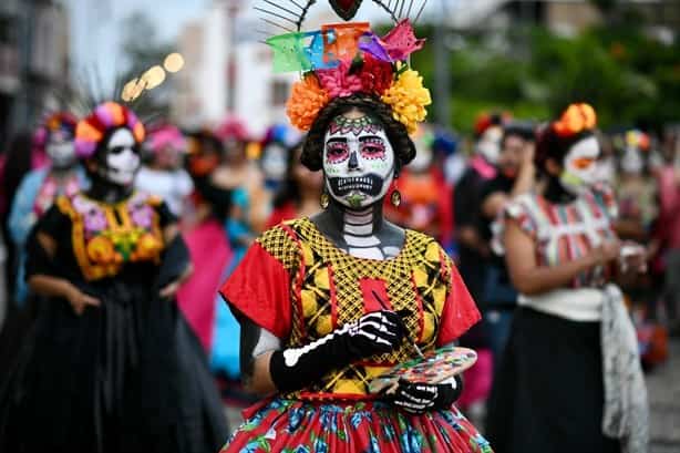 ¡Fue un Carnaval! Desfile de Catrinas en Veracruz fue un éxito | VIDEO