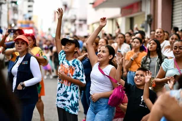 ¡Fue un Carnaval! Desfile de Catrinas en Veracruz fue un éxito | VIDEO