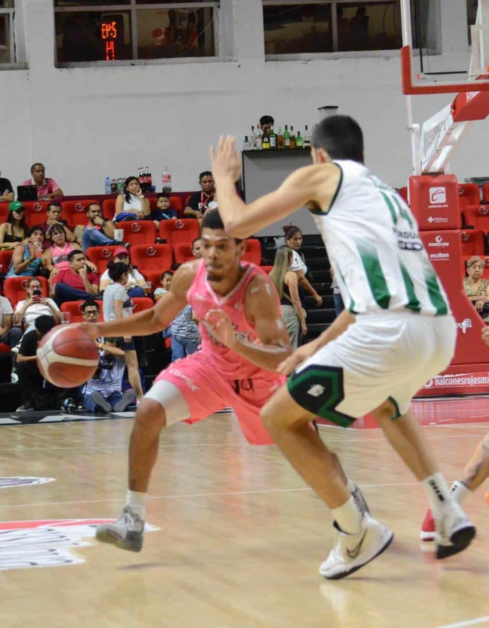 Vence Abejas a los Halcones Rojos en la LNBP