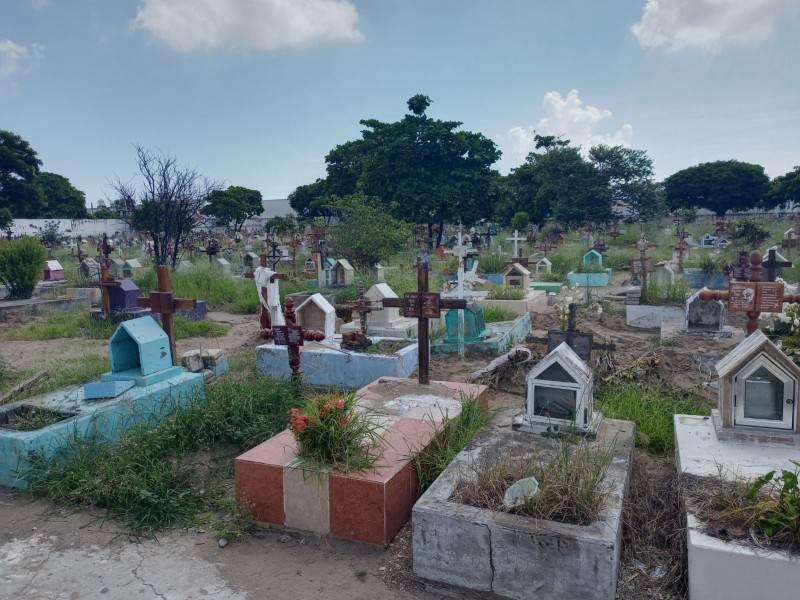 Inician operativos en panteones de Veracruz por Día de Muertos