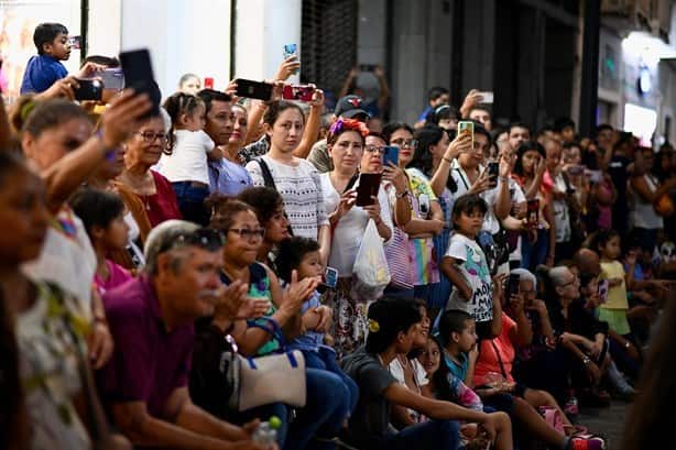 Carnaval de Catrinas en Veracruz sorprendió por su colorido y alegría | VIDEO