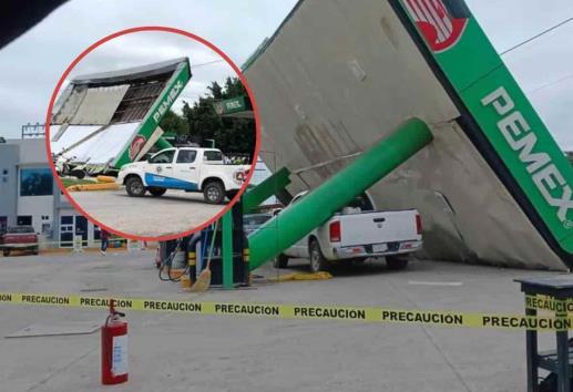 Techo de gasolinera en Tierra Blanca cae sobre 2 personas