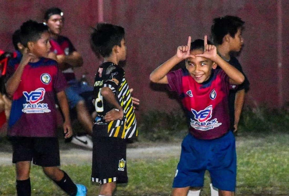 Brilla Sofía Mortera dentro y fuera de la cancha