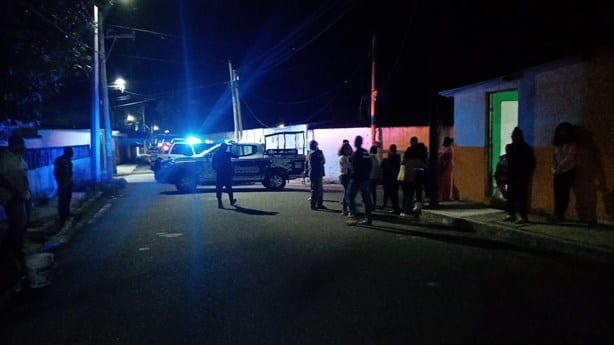 Se incendia casa por veladora en El Tejar, Veracruz
