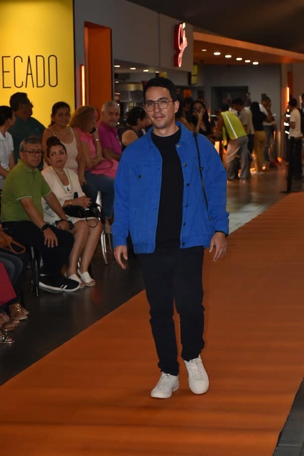 En Cinebox Diverplaza realizan estreno de la película Día de Muertos de José Medina