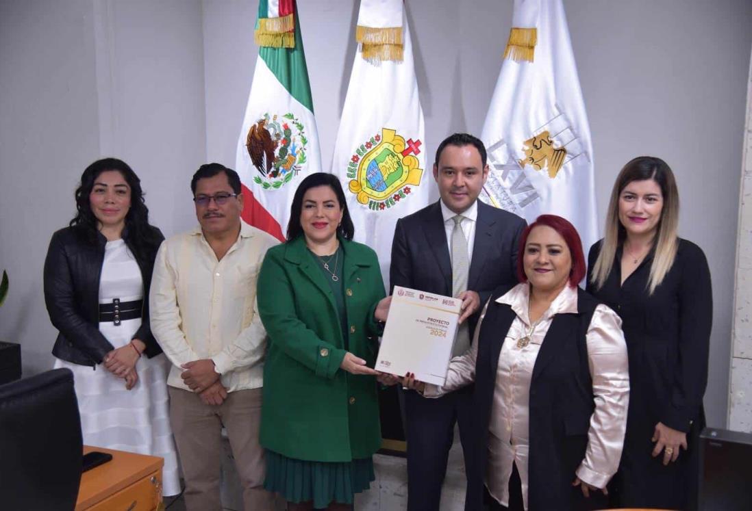 Congreso de Veracruz recibe el Proyecto de Presupuesto de Egresos 2024