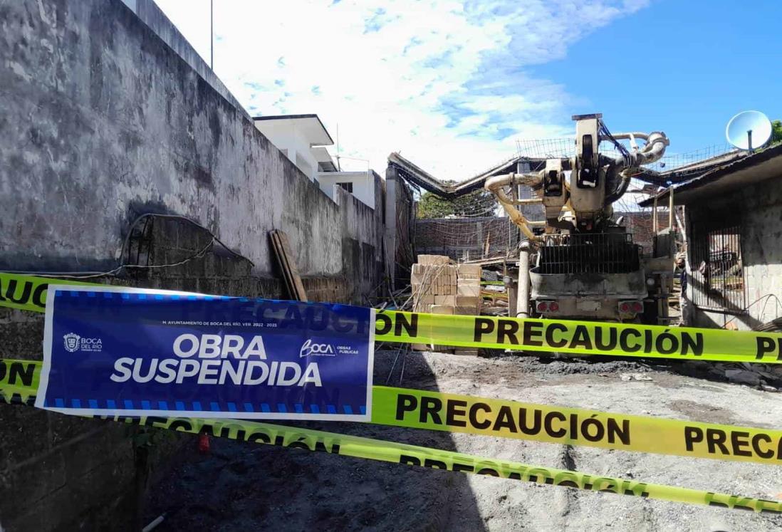 Colapsa cimbra de una obra en Boca del Río; lesiona a obreros | VIDEO