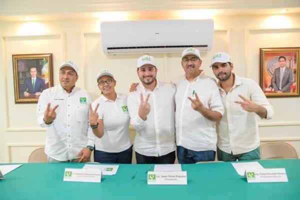 Rocío Nahle recibe respaldo del Comité del PVEM en Coatzacoalcos