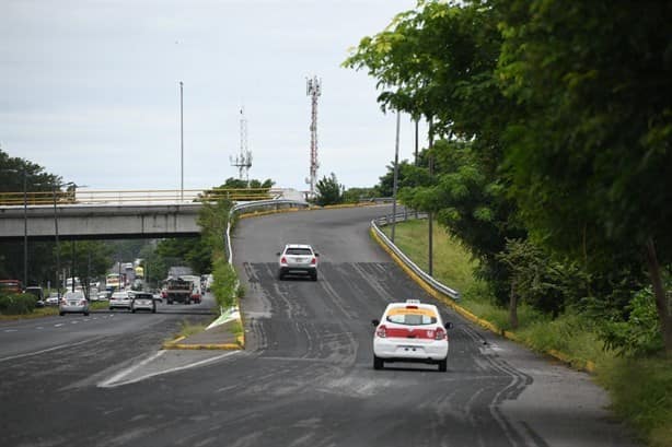 Distribuidor vial de J.B. Lobos, un constante peligro para automovilistas