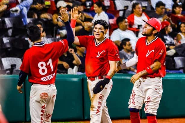 Se impone El Águila a Diablos Rojos en el Puerto