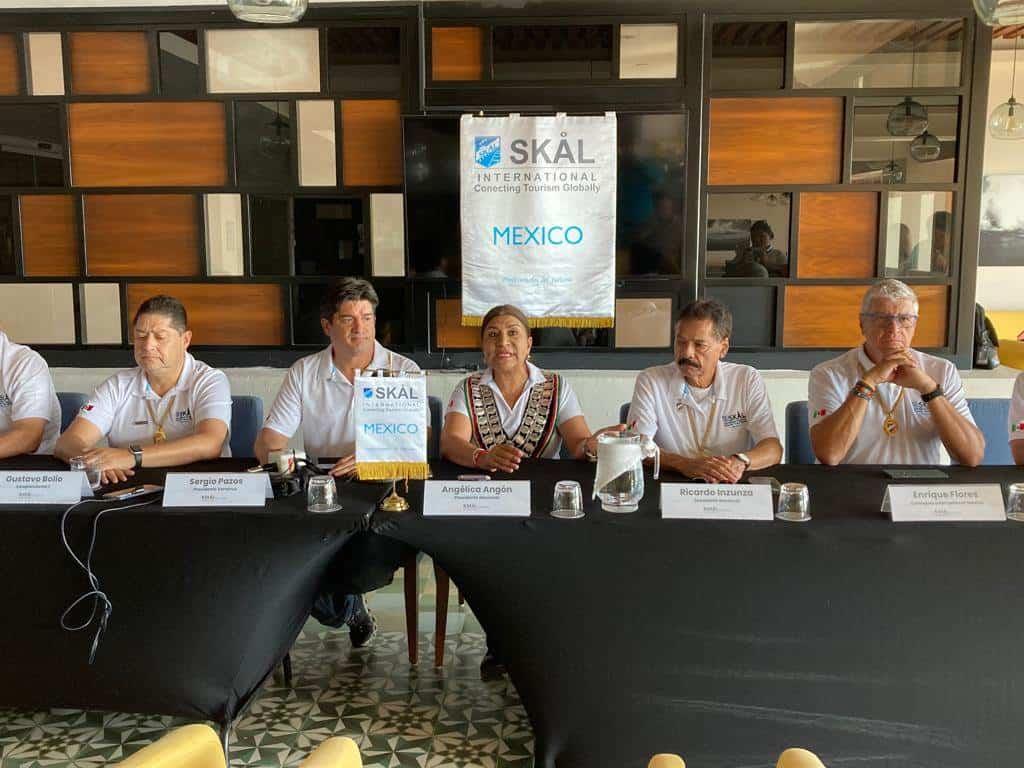 Apoyarán a empresarios del sector turismo afectados por Otis en Acapulco