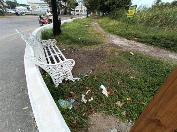 Con basura y sin luz está la pista de la laguna Malibrán en Veracruz