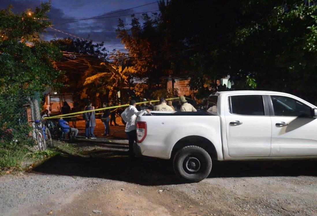 Joven mujer pierde la vida en su domicilio y es encontrada por vecinos |VIDEO