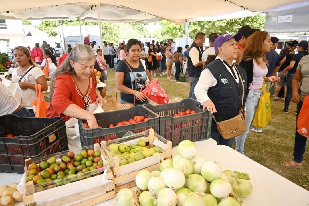 Mercadito itinerante quedaría permanente en el puerto de Veracruz