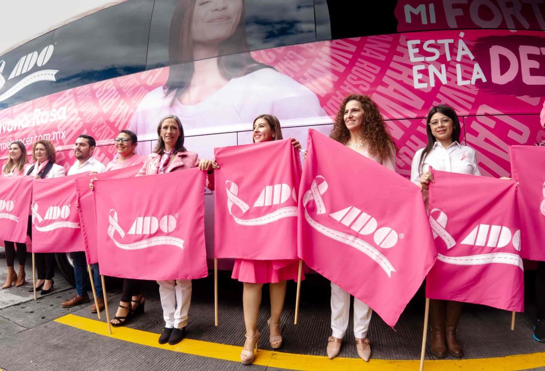 La doceava Caravana Rosa ADO contra el cáncer de mama ¡inicia su recorrido en Xalapa!