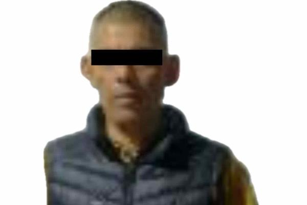 Atrapan a un sujeto con 18 dosis de cristal en colonia de Xalapa