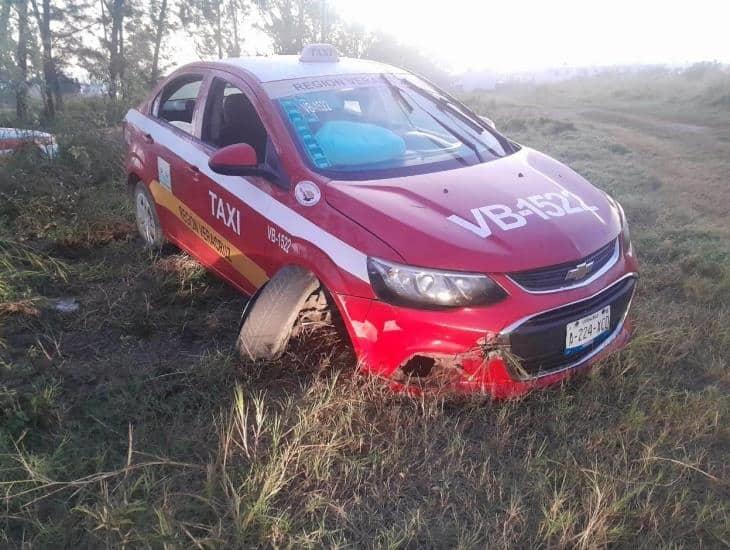 Abandonan taxi accidentado en fraccionamiento de Veracruz