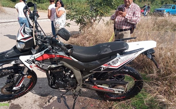 Derrapa en moto y fallece ingeniero de Pemex en Tierra Blanca