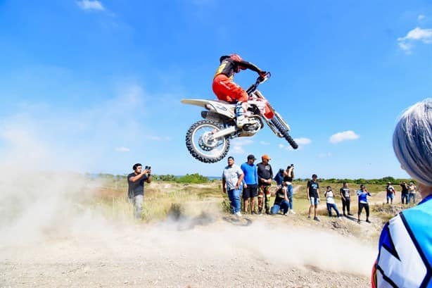 Medellín de Bravo es sede del Campeonato Interestatal de Motocross