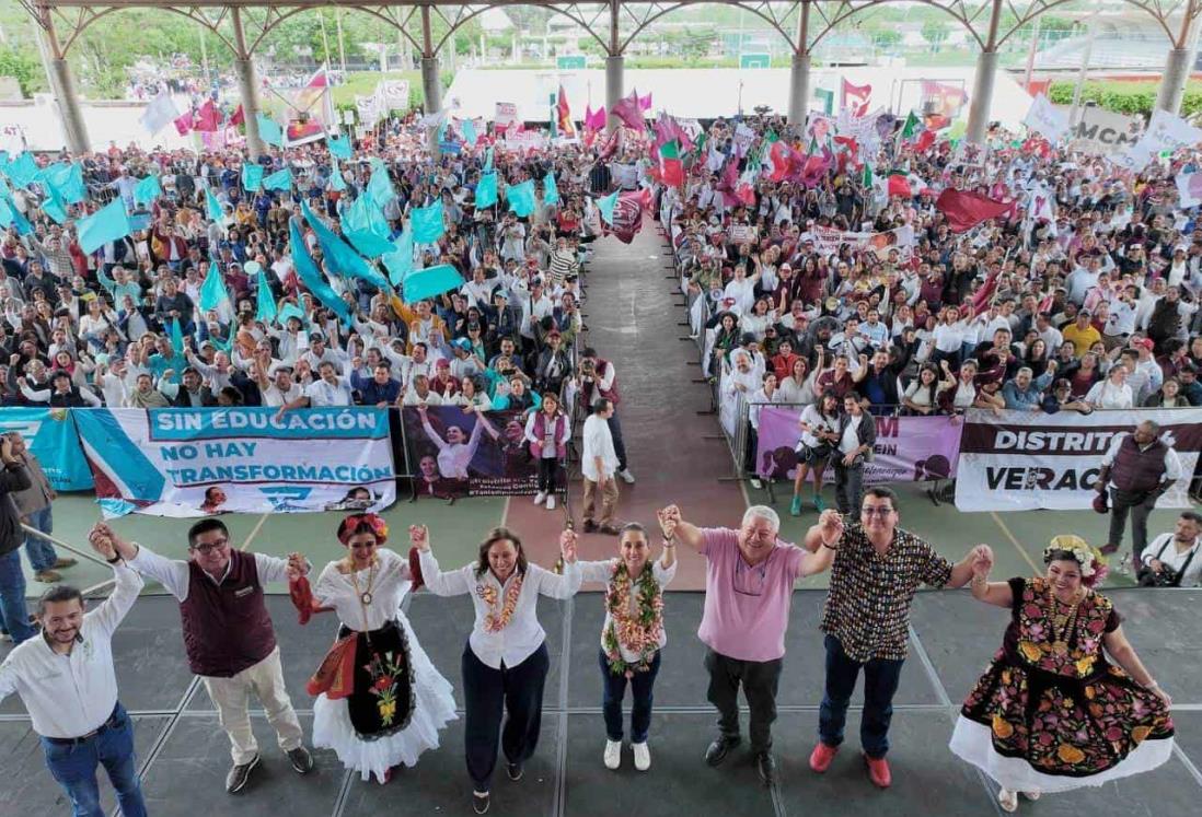 “La educación es centro de la Transformación”, destaca Claudia Sheinbaum desde Minatitlán