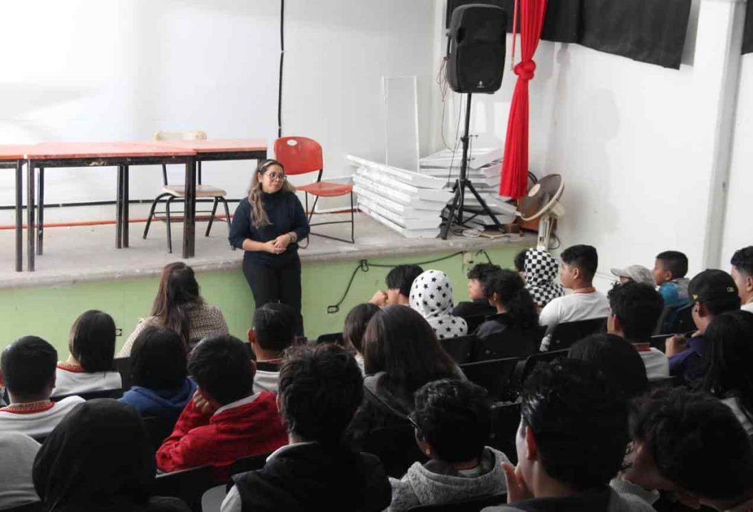 Realizan conferencia magistral para prevenir la violencia contra mujeres en Veracruz