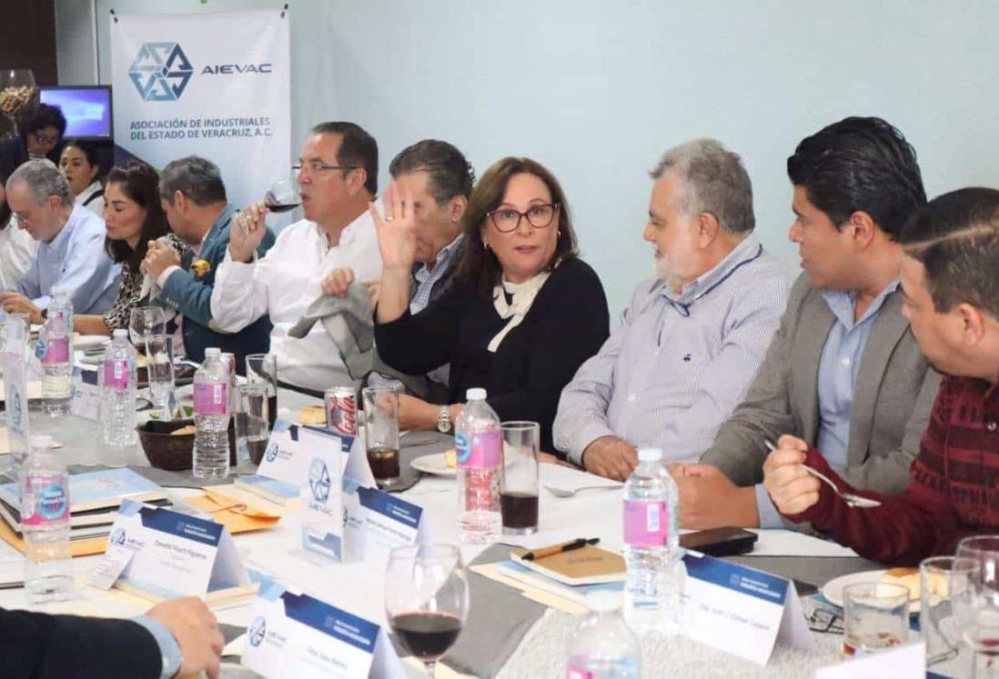 Se reúnen industriales de Veracruz con Rocío Nahle en el Puerto