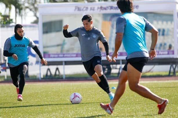 Visita Racing al inter Querétaro en la Premier