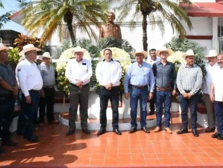 Conmemoran aniversario luctuoso del líder cañero Roque Spinoso