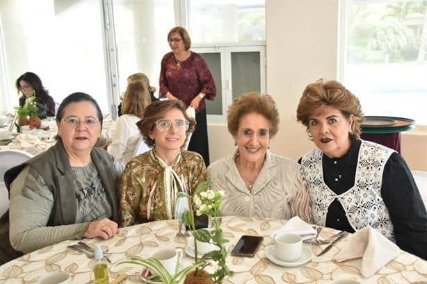 Cristy Alva de Suero cumple 88 años de existencia