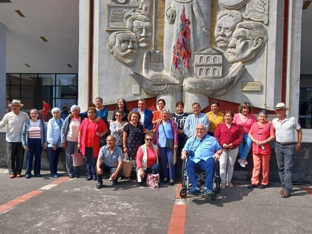 Realizan reencuentro de exalumnos de la BENV ‘Enrique C. Rebsamen’