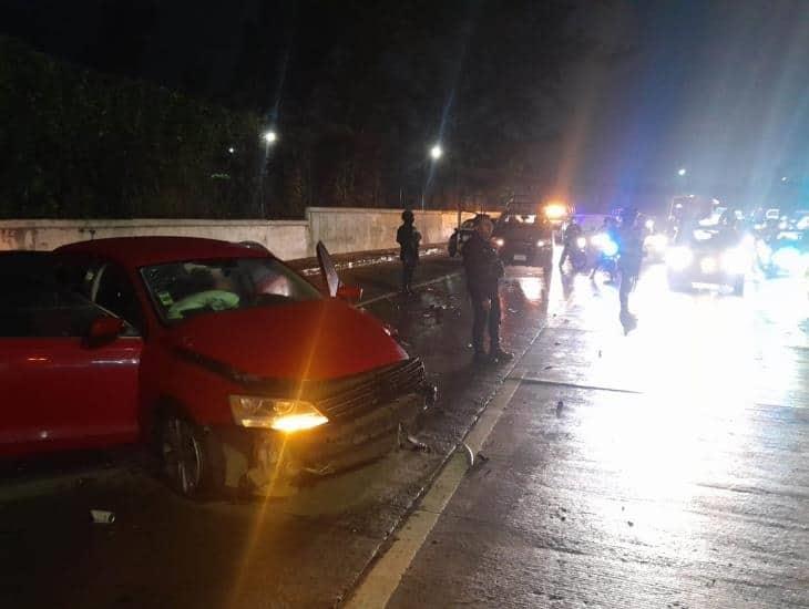 Ocupantes de automóvil en estado de ebriedad provocan accidente en Veracruz