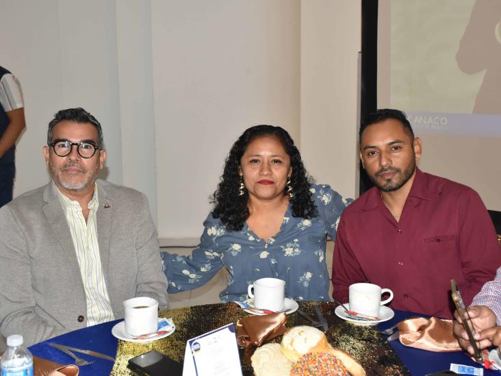 Realizan desayuno mensual en CANACO Servytur Veracruz