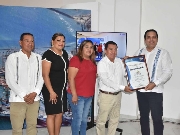 Realizan desayuno mensual en CANACO Servytur Veracruz