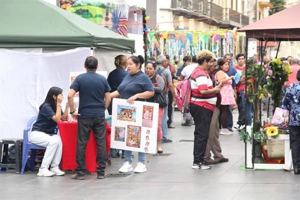 Feligreses acuden a misas por la Virgen de Guadalupe en catedral de Veracruz