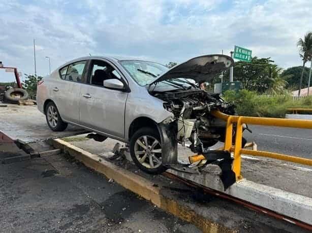 Manejaba alcoholizada y destrozó su automóvil en Boca del Río, hoy agradece una segunda oportunidad| VIDEO