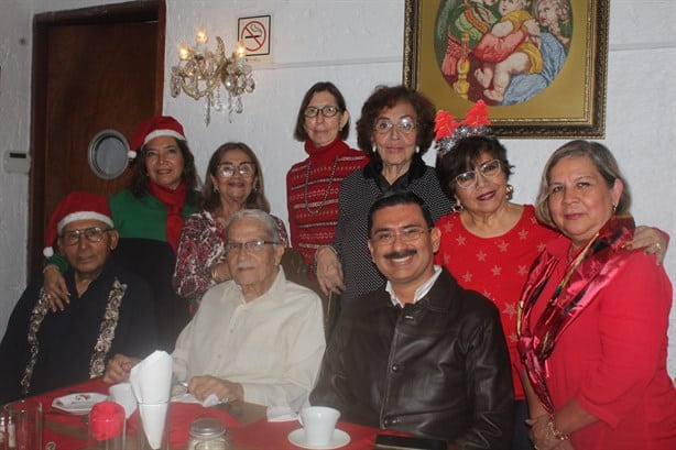 El Grupo de Amigos Queridos comienzan las fiestas decembrinas