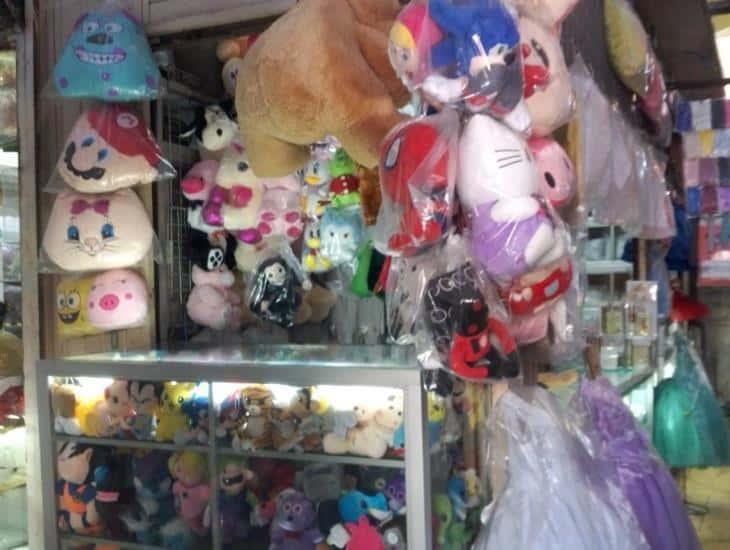 Venta de juguetes en mercado de Veracruz previo a navidad se mantiene en 30 por ciento