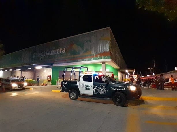 Asaltan con violencia Bodega Aurrera en Boca del Río | VIDEO