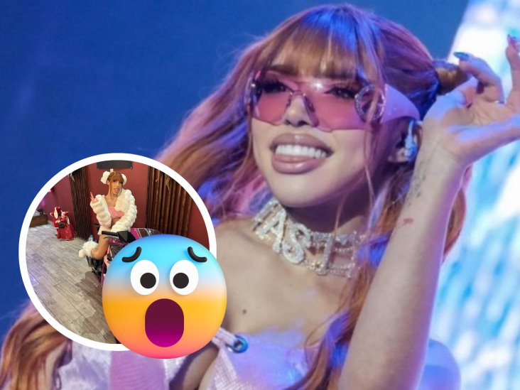 Seguidor de Yeri MUA le regala una moto durante su concierto en Veracruz