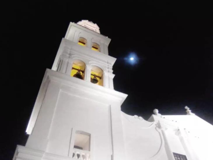 ¿Cómo y cuándo ver hoy la luna fría de diciembre?