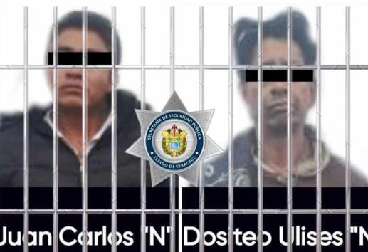 En Xalapa detienen a dos personas con 22 dosis de estupefacientes