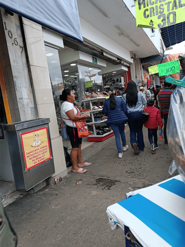 ¡Venta ilegal de cuetes en Veracruz!