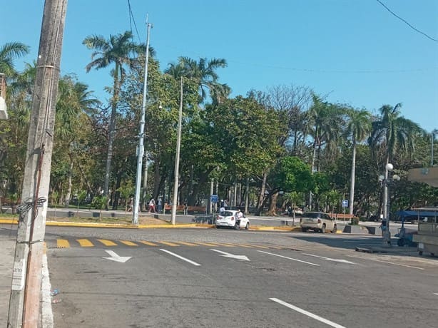 Comercios del centro de Veracruz lucen cerrados por la llegada de Año Nuevo