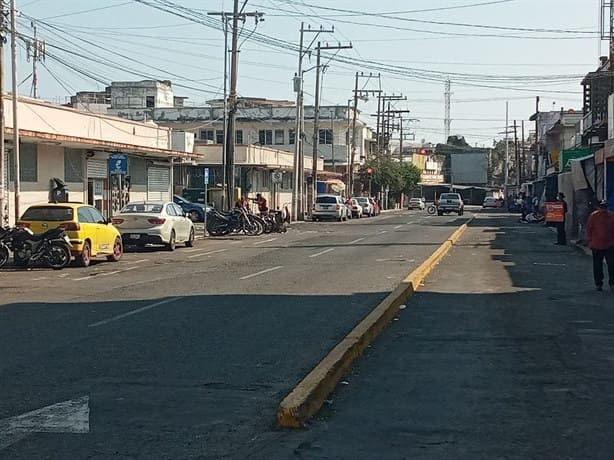 Comercios del centro de Veracruz lucen cerrados por la llegada de Año Nuevo