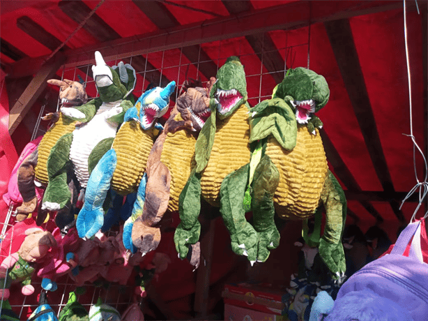 ¡Llegaron los Reyes al puerto de Veracruz! Mercado de juguetes en Reino Mágico