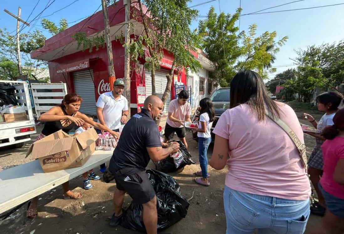 Regala Supermán Andrade Día de Reyes a colonias