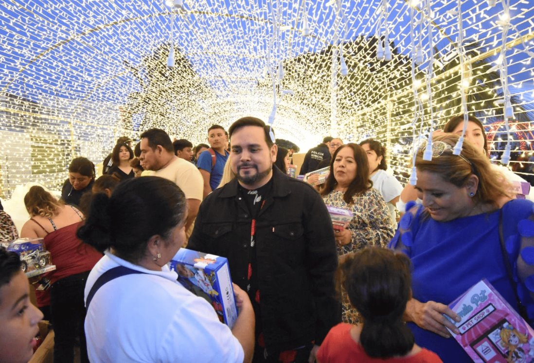 Marcos Isleños celebra el día de Reyes juntos a los niños de Medellín