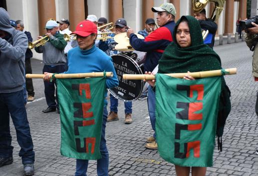 Plantón del FNLS en el centro de Xalapa está por cumplir un año